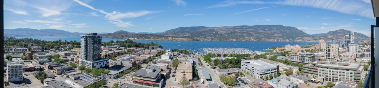 Awesome View 21 Two Bedroom One Bath Downtown Lake View Near Beach Kelowna Buitenkant foto